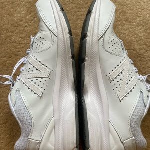 New Balance white tennis shoes. Great condition!